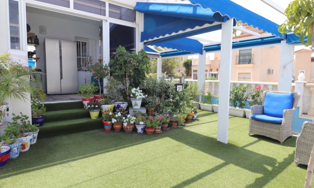 Resale - Villa -
Algorfa - Montebello