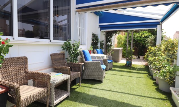 Resale - Villa -
Algorfa - Montebello