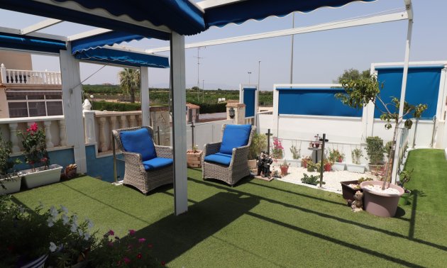 Resale - Villa -
Algorfa - Montebello