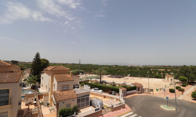 Resale - Villa -
Algorfa - Montebello