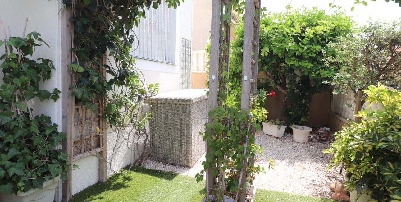 Resale - Villa -
Algorfa - Montebello