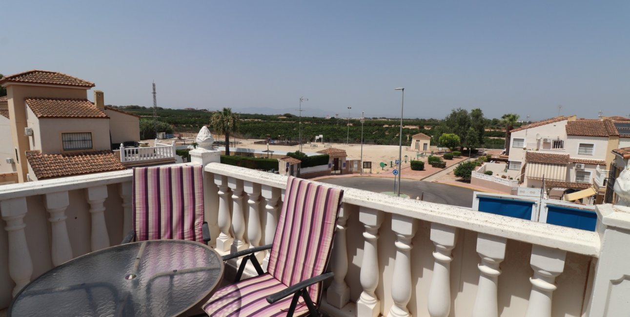 Resale - Villa -
Algorfa - Montebello