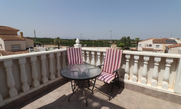 Resale - Villa -
Algorfa - Montebello