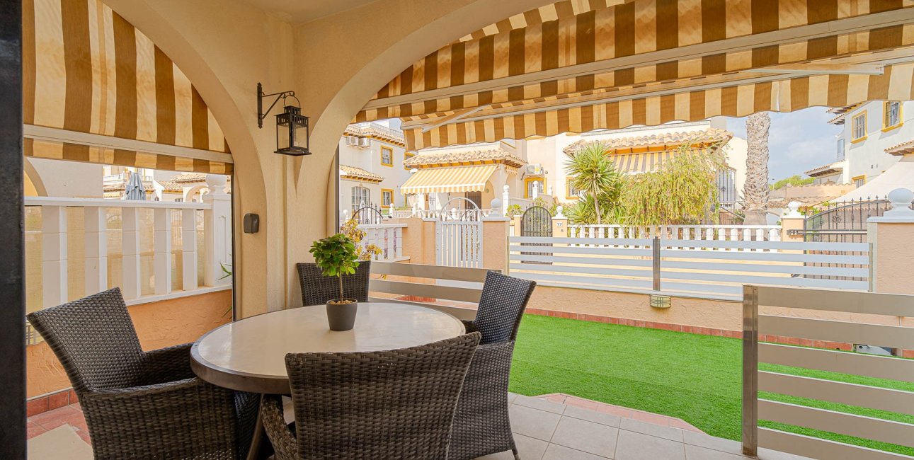 Resale - Townhouse -
Orihuela Costa - Lomas de Cabo Roig