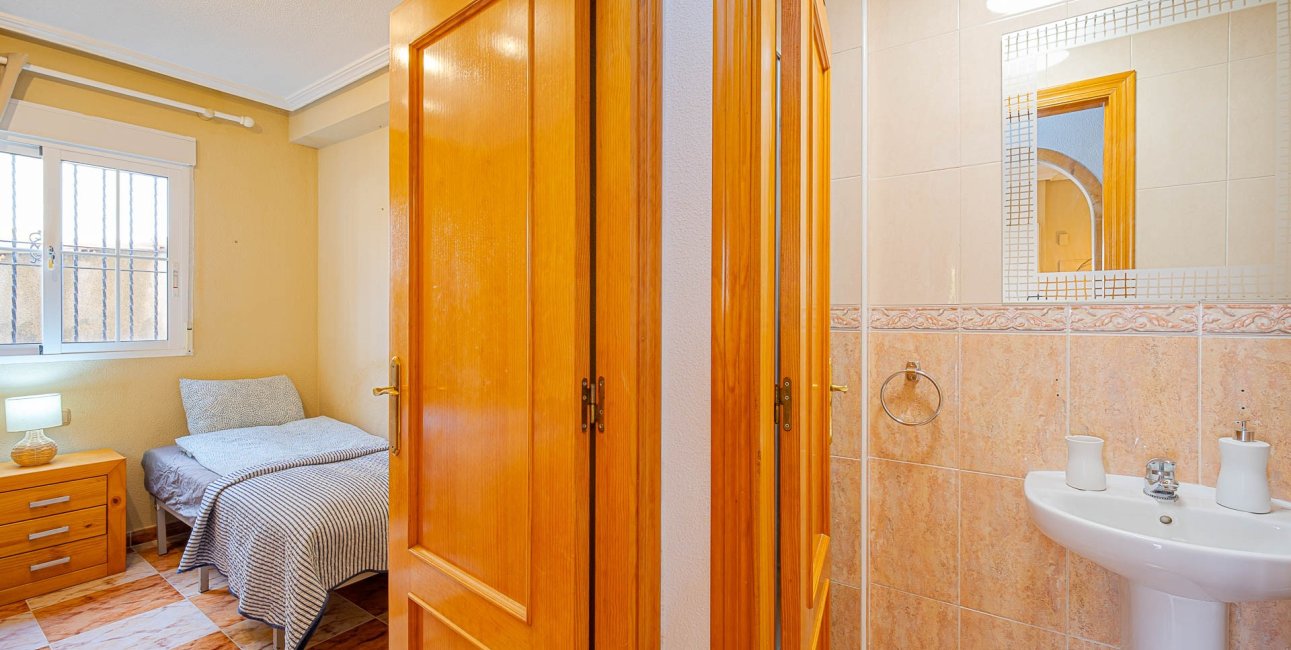 Resale - Townhouse -
Orihuela Costa - Lomas de Cabo Roig