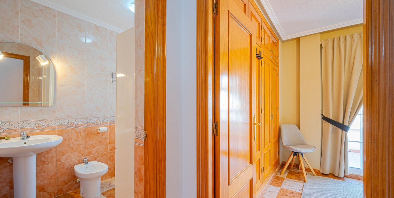 Resale - Townhouse -
Orihuela Costa - Lomas de Cabo Roig