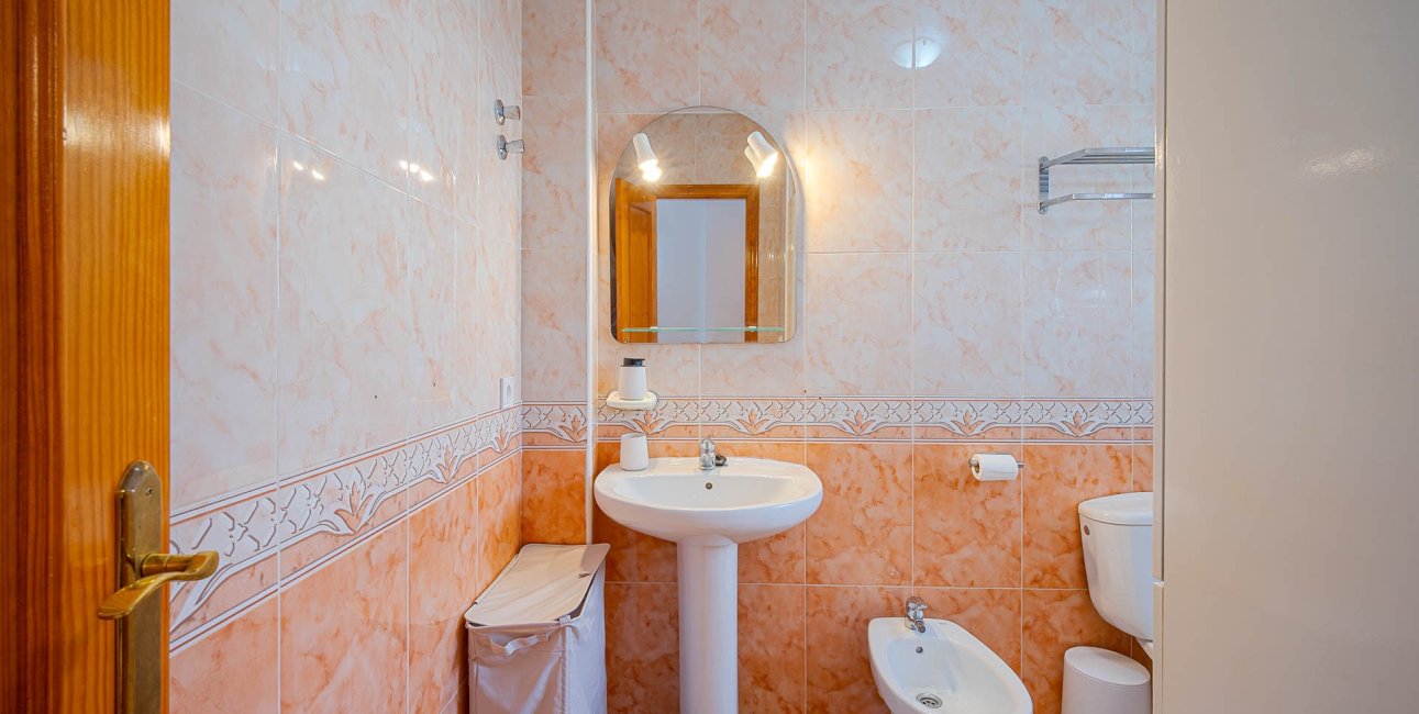 Resale - Townhouse -
Orihuela Costa - Lomas de Cabo Roig