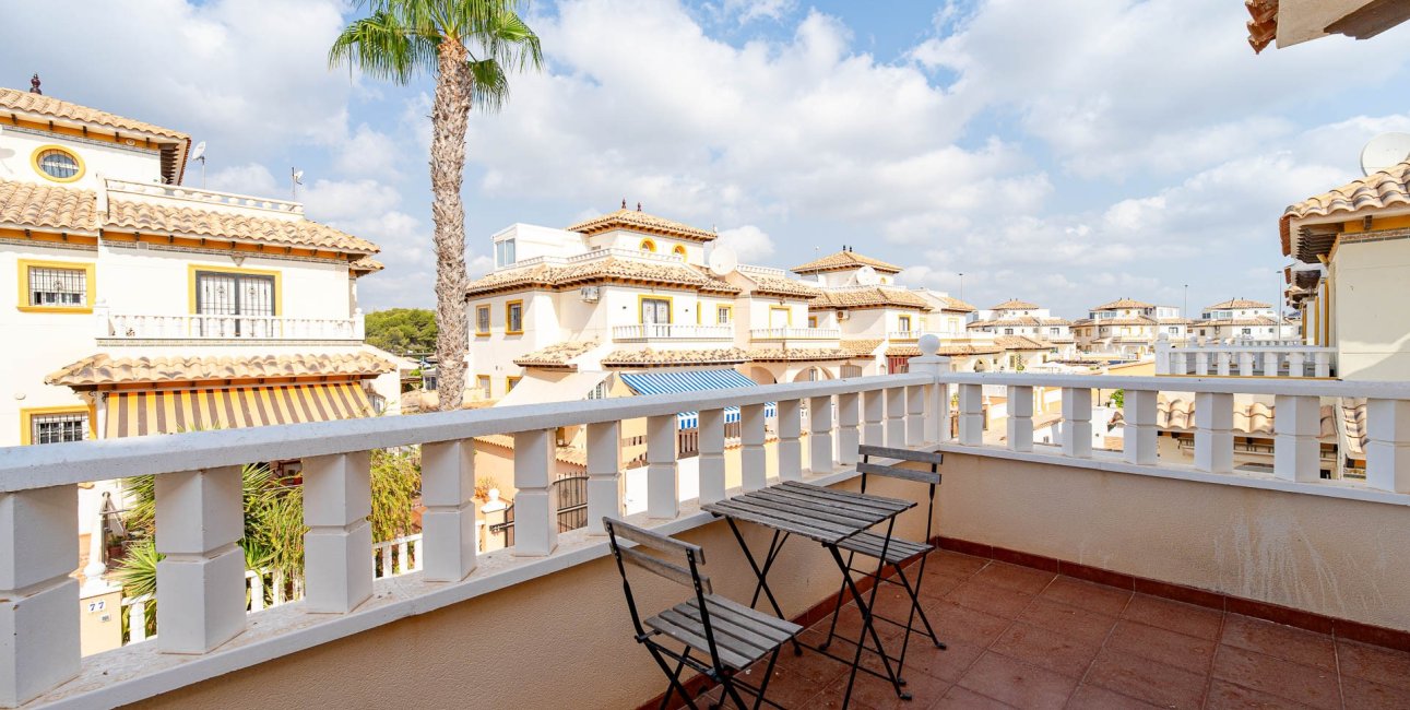 Resale - Townhouse -
Orihuela Costa - Lomas de Cabo Roig