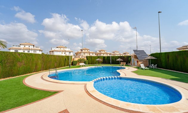 Resale - Townhouse -
Orihuela Costa - Lomas de Cabo Roig