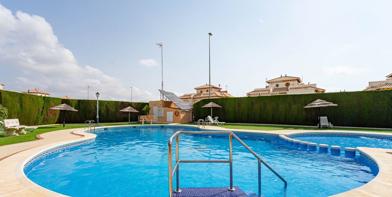 Resale - Townhouse -
Orihuela Costa - Lomas de Cabo Roig