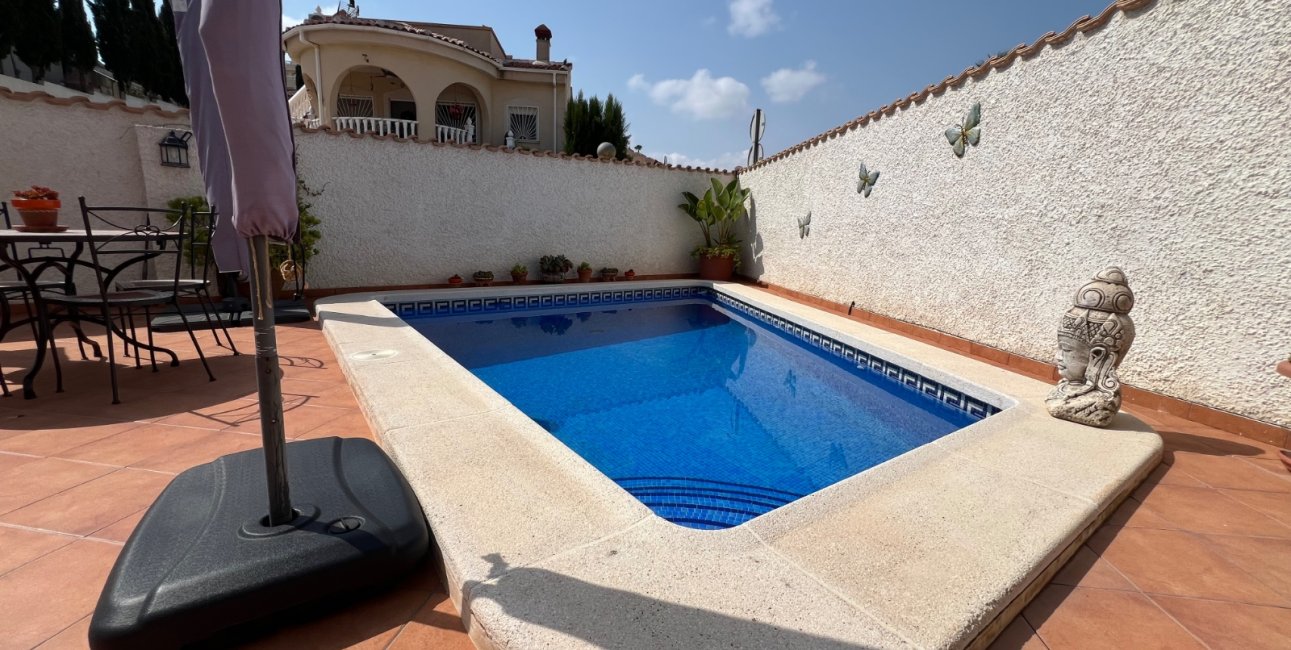 Resale - Villa -
Ciudad Quesada - La Marquesa