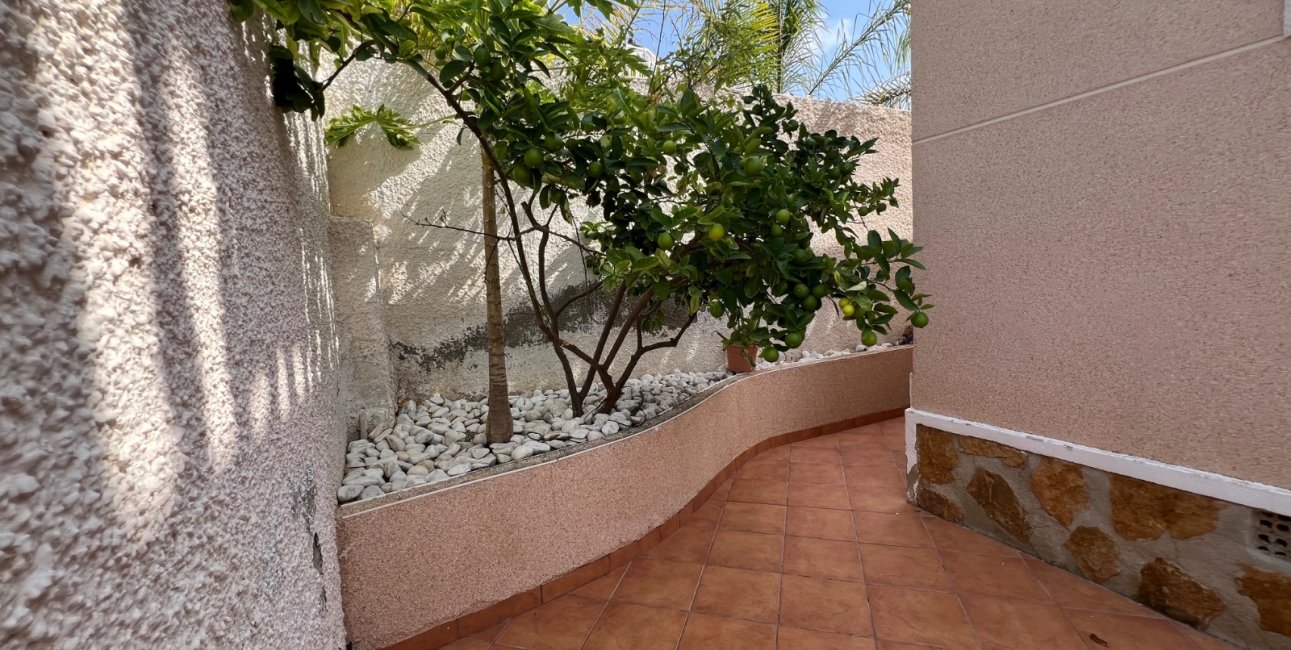 Resale - Villa -
Ciudad Quesada - La Marquesa