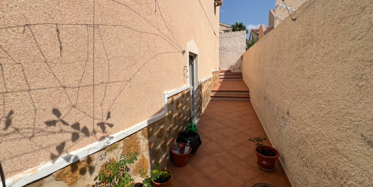 Resale - Villa -
Ciudad Quesada - La Marquesa