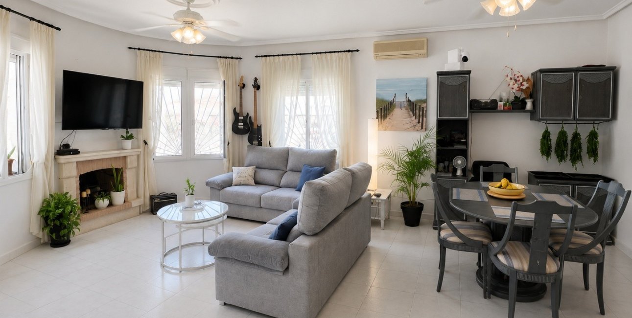 Resale - Villa -
Ciudad Quesada - La Marquesa