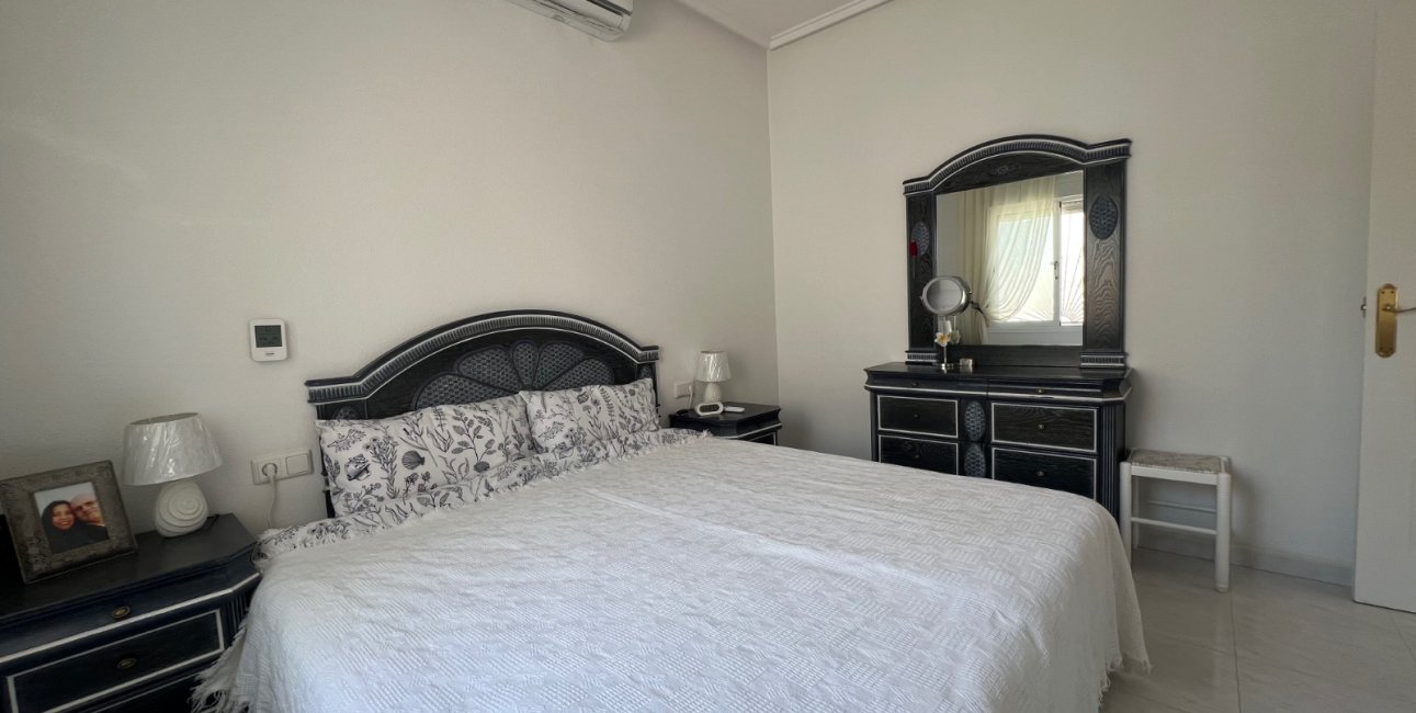 Resale - Villa -
Ciudad Quesada - La Marquesa