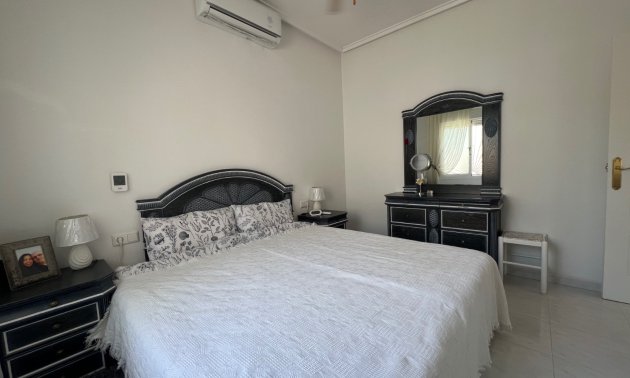 Resale - Villa -
Ciudad Quesada - La Marquesa