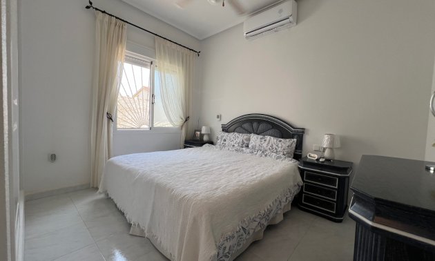 Resale - Villa -
Ciudad Quesada - La Marquesa