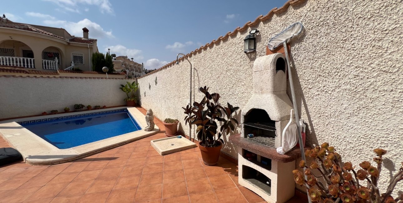 Resale - Villa -
Ciudad Quesada - La Marquesa