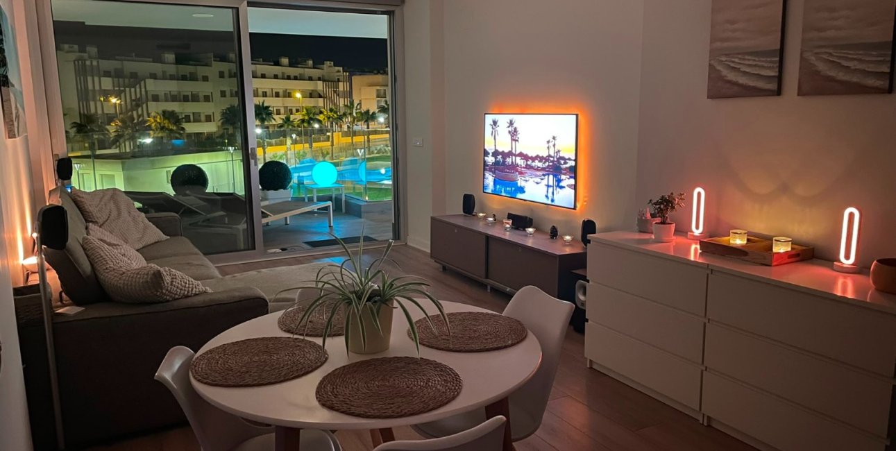 Resale - Apartment / flat -
Orihuela Costa - Villamartin