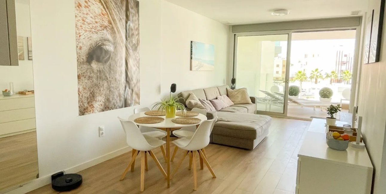 Resale - Apartment / flat -
Orihuela Costa - Villamartin
