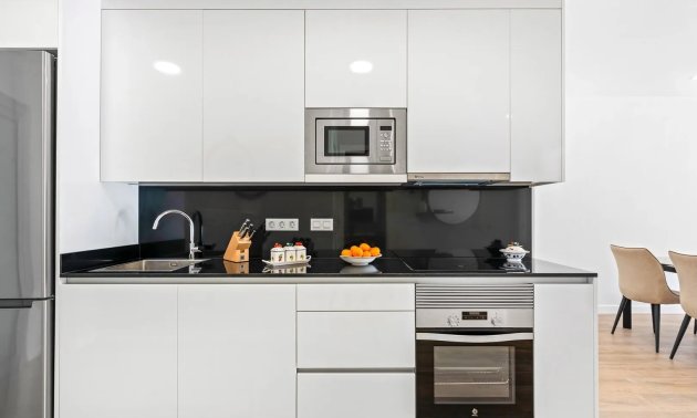 Resale - Apartment / flat -
Orihuela Costa - Villamartin