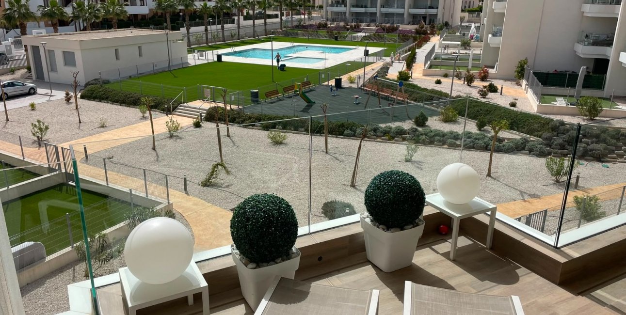Resale - Apartment / flat -
Orihuela Costa - Villamartin