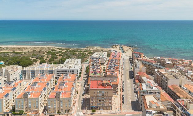 Resale - Apartment / flat -
Torrevieja - La Mata
