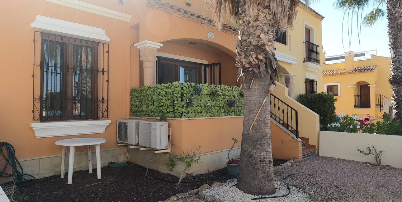 Resale - Townhouse -
Algorfa - La Finca Golf Resort
