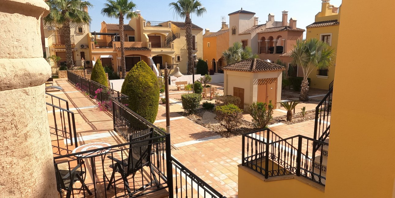 Resale - Townhouse -
Algorfa - La Finca Golf Resort