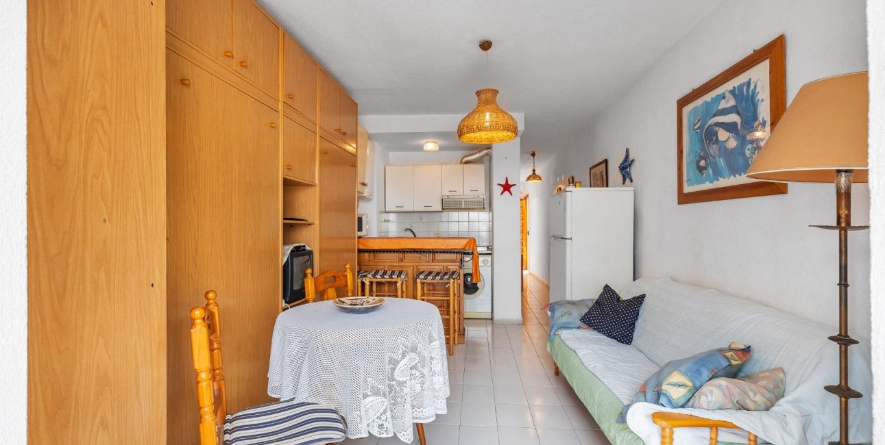 Resale - Apartment / flat -
Guardamar del Segura - CENTRO