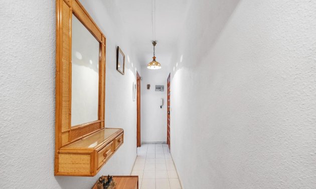 Resale - Apartment / flat -
Guardamar del Segura - CENTRO