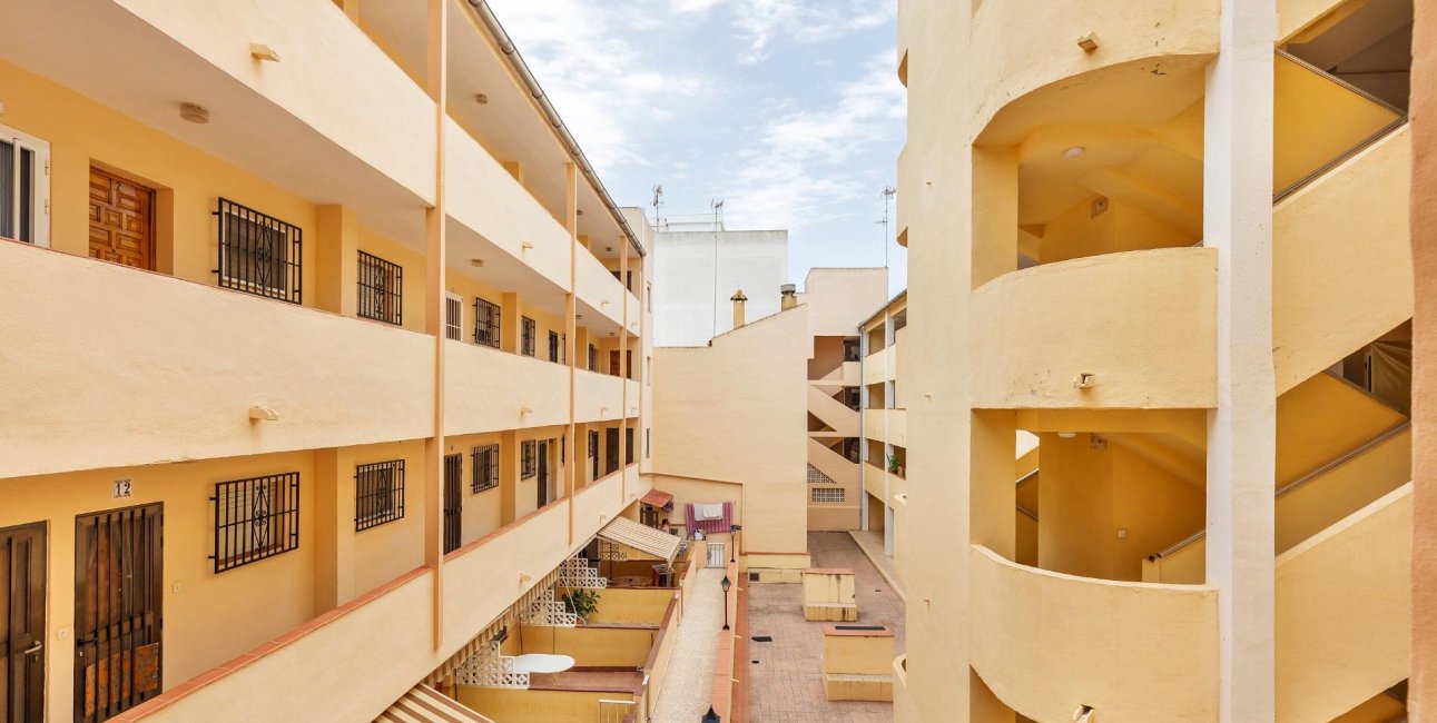 Resale - Apartment / flat -
Guardamar del Segura - CENTRO