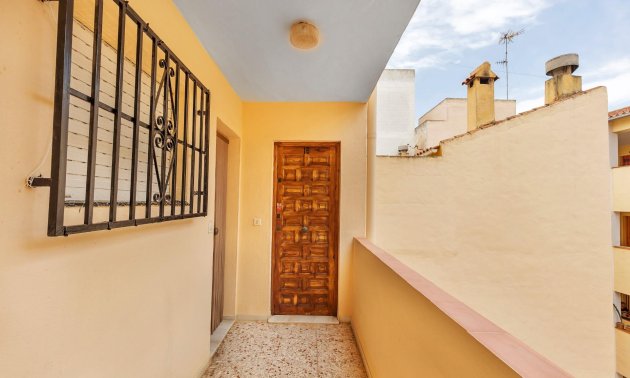 Resale - Apartment / flat -
Guardamar del Segura - CENTRO