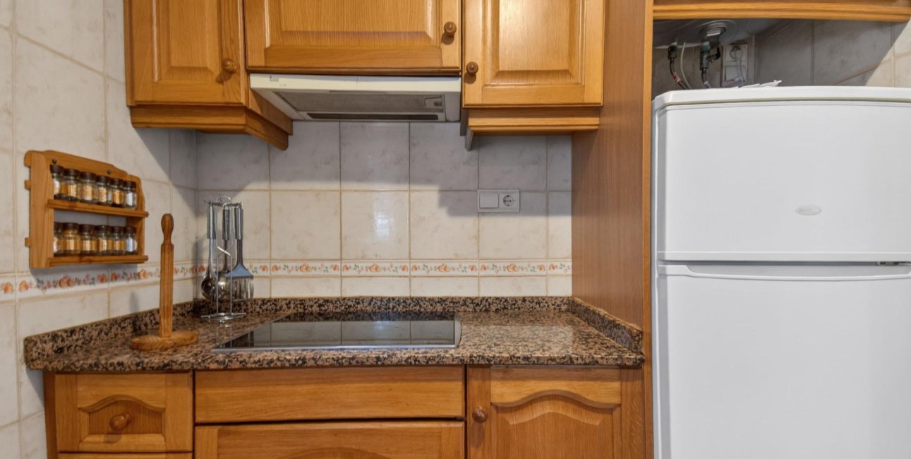 Resale - Apartment / flat -
Torrevieja - Torrevieja - Centre