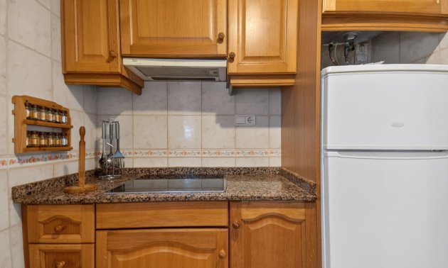 Resale - Apartment / flat -
Torrevieja - Torrevieja - Centre