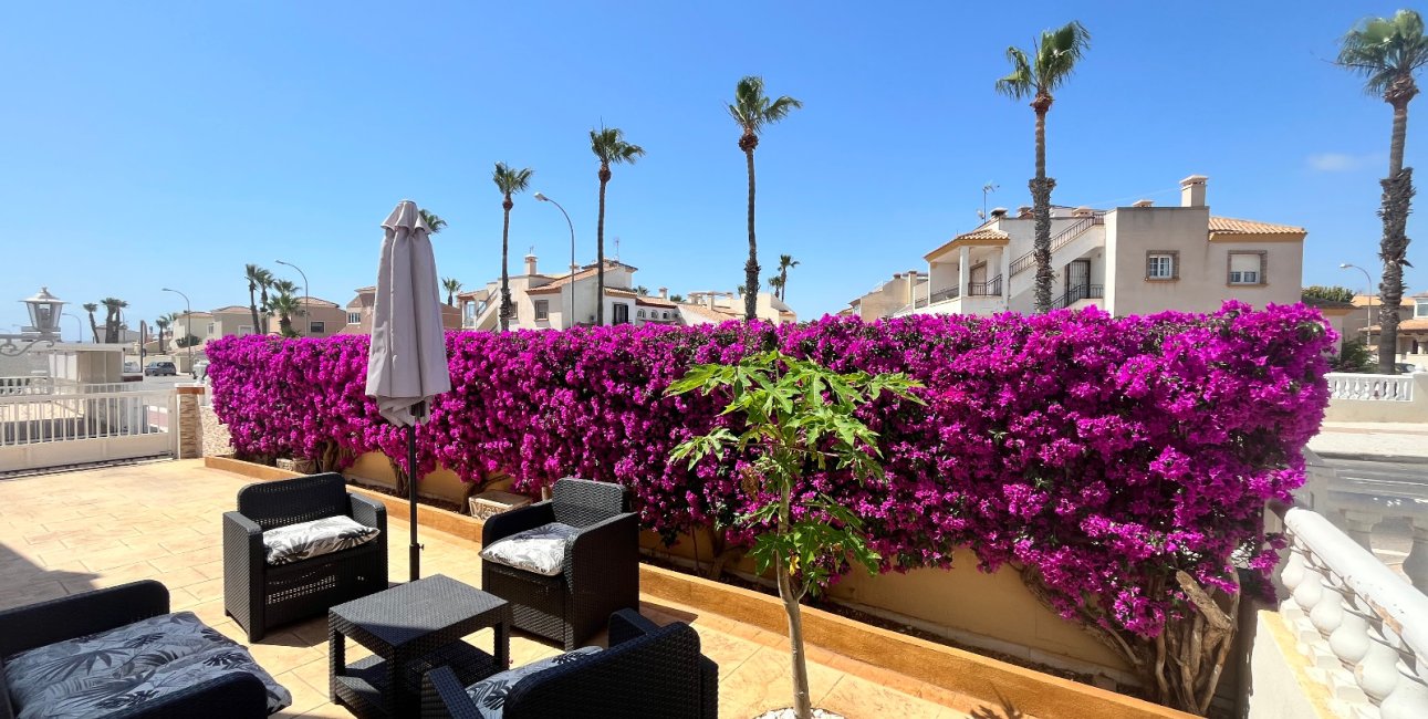 Resale - Townhouse -
Orihuela Costa - Playa Flamenca