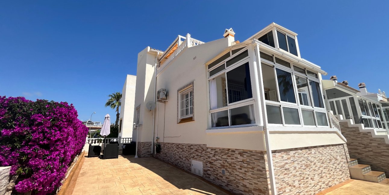 Resale - Townhouse -
Orihuela Costa - Playa Flamenca