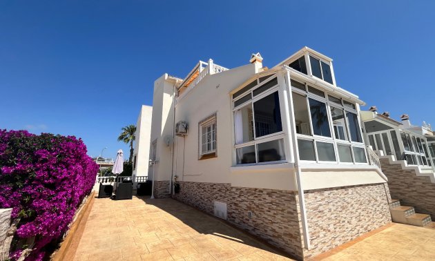Resale - Townhouse -
Orihuela Costa - Playa Flamenca