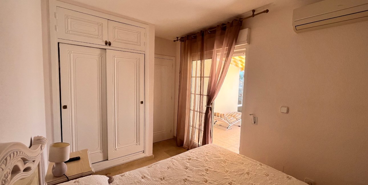 Resale - Townhouse -
Orihuela Costa - Playa Flamenca