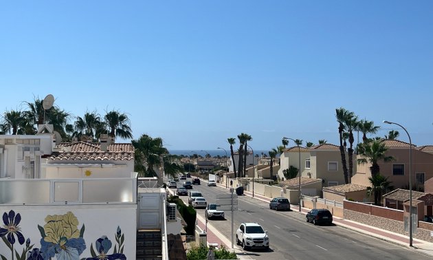 Resale - Townhouse -
Orihuela Costa - Playa Flamenca