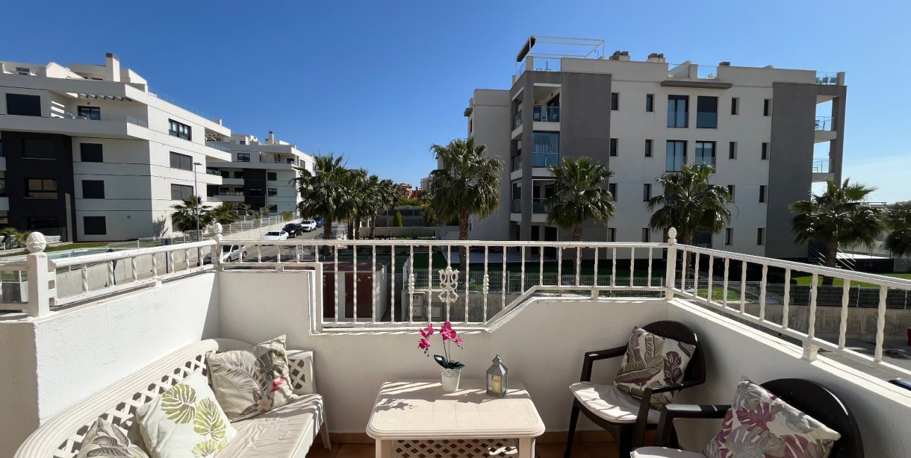Resale - Apartment / flat -
Orihuela Costa - Villamartin