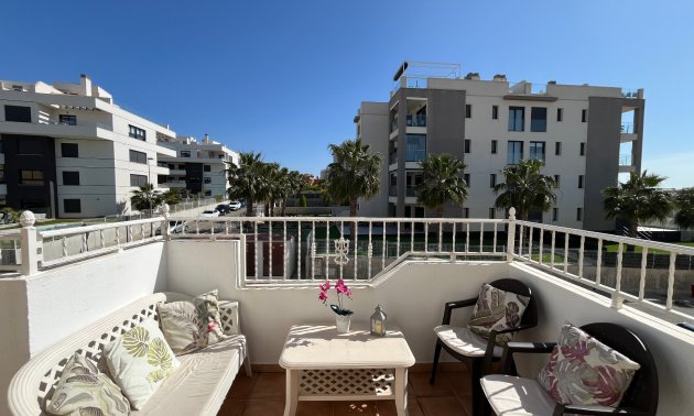 Resale - Apartment / flat -
Orihuela Costa - Villamartin