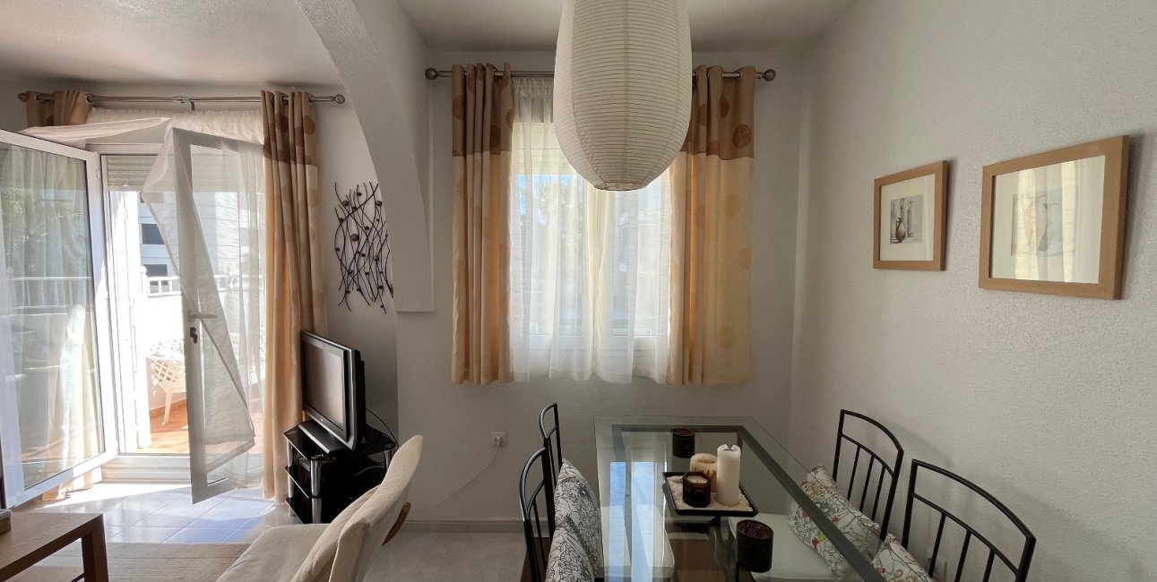 Resale - Apartment / flat -
Orihuela Costa - Villamartin