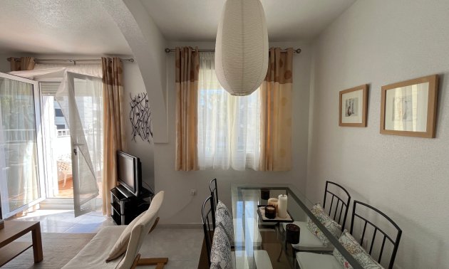 Resale - Apartment / flat -
Orihuela Costa - Villamartin