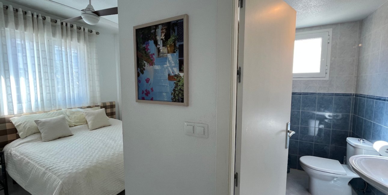 Resale - Apartment / flat -
Orihuela Costa - Villamartin