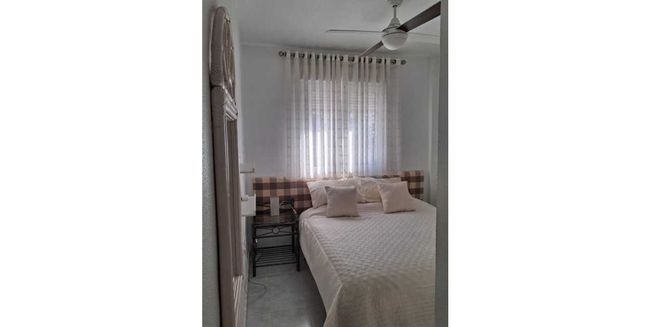 Resale - Apartment / flat -
Orihuela Costa - Villamartin