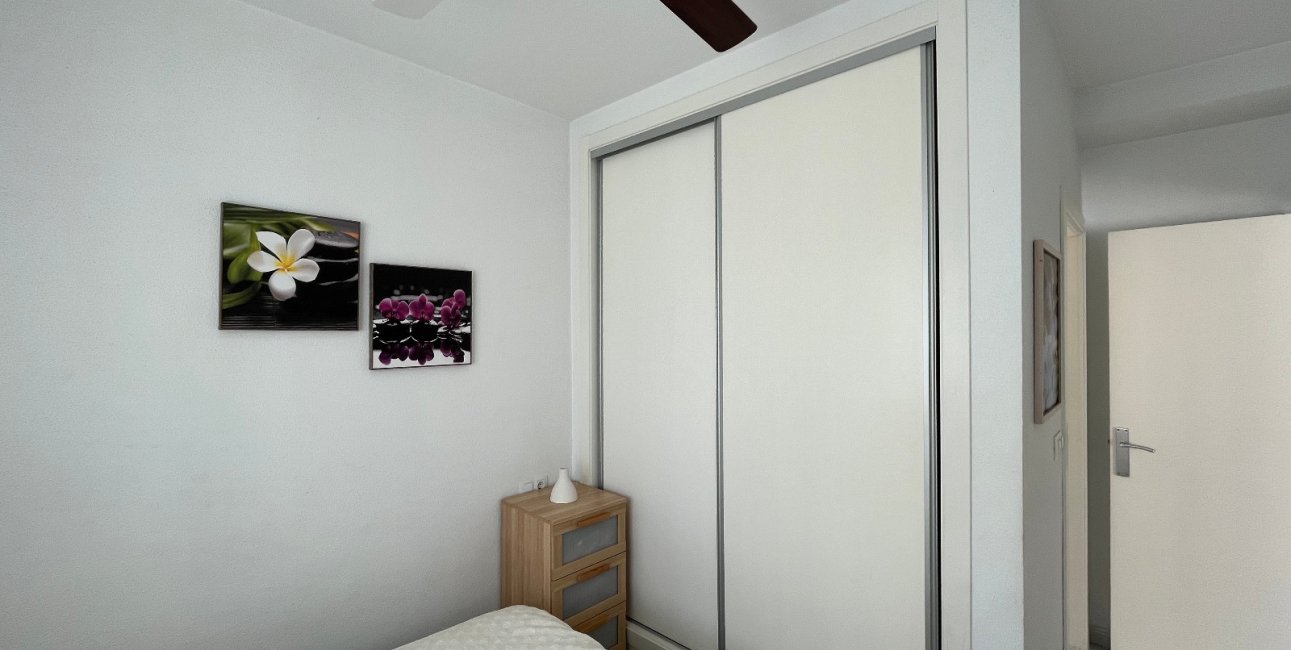 Resale - Apartment / flat -
Orihuela Costa - Villamartin
