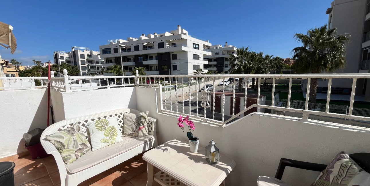 Resale - Apartment / flat -
Orihuela Costa - Villamartin