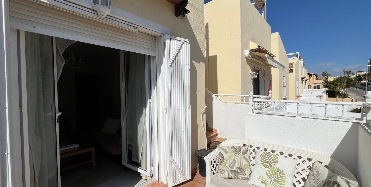 Resale - Apartment / flat -
Orihuela Costa - Villamartin