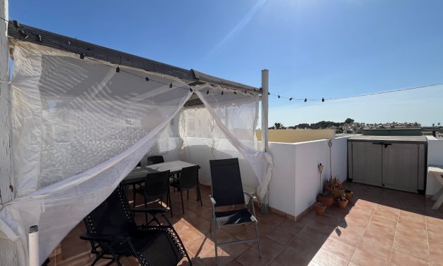 Resale - Apartment / flat -
Orihuela Costa - Villamartin